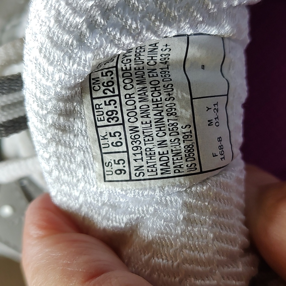 Shoes - Picture 4 of 5